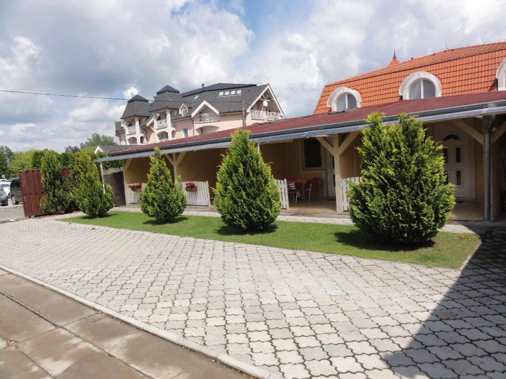 Apartmany Usmev Veľký Meder Zewnętrze zdjęcie